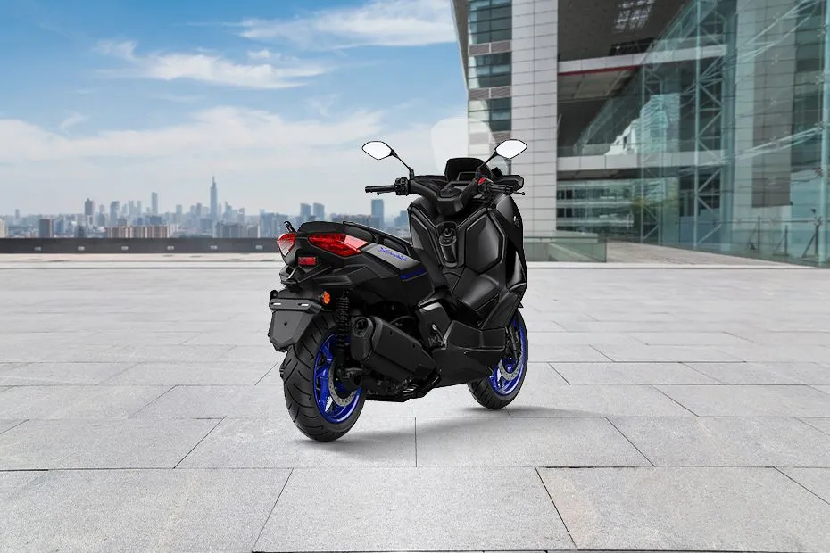 comfortable riding with yamaha xmax 2024