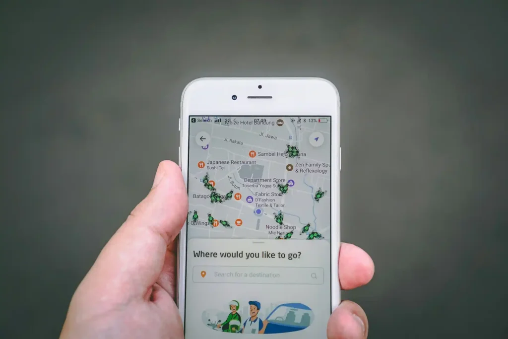 gojek and grab public transportation bali
